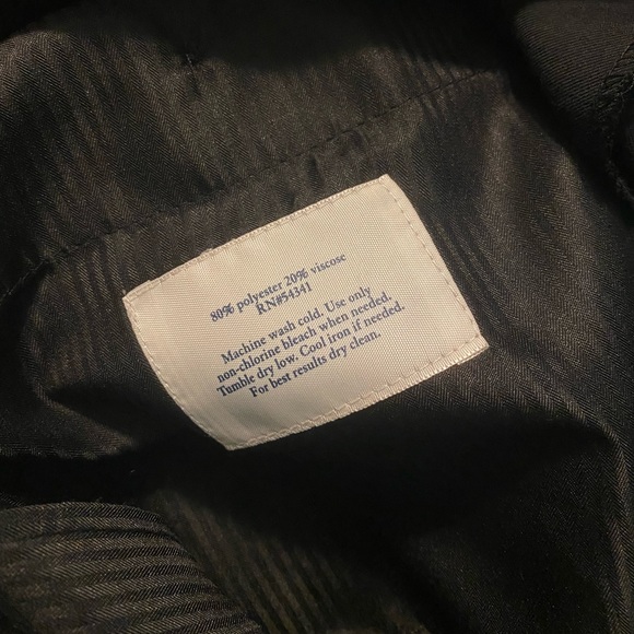 NWT - Men's Black Classic-Fit Dress Pants - Picture 8 of 8